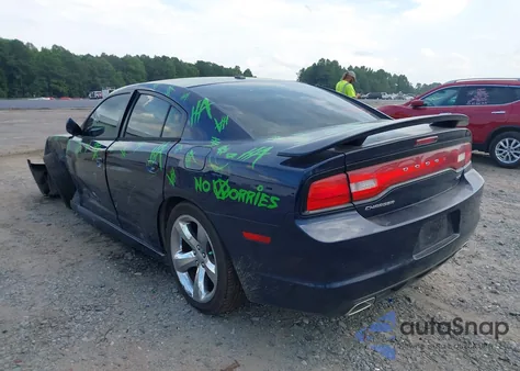 2014 Dodge Charger Sxt z USA, uszkodzony, nr VIN 2C3CDXHG4EH337936
